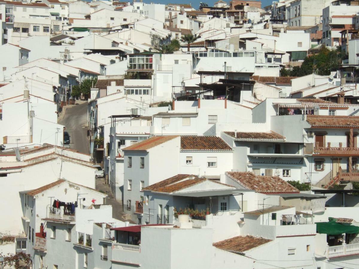 Artestacion Alora Extérieur photo